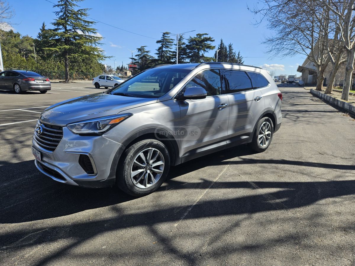 Hyundai Santa FE - фото 1