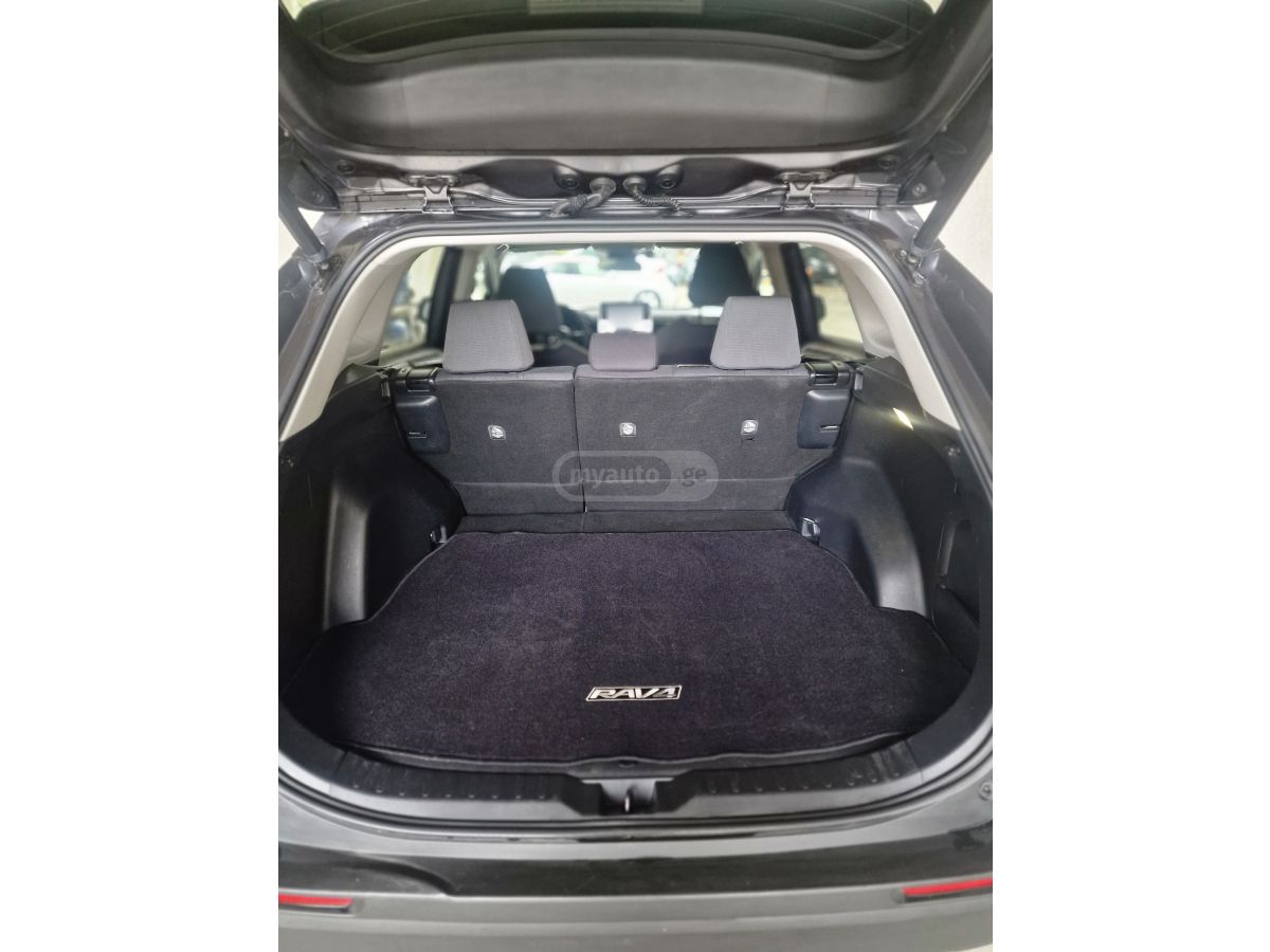 Toyota RAV 4 - фото 14