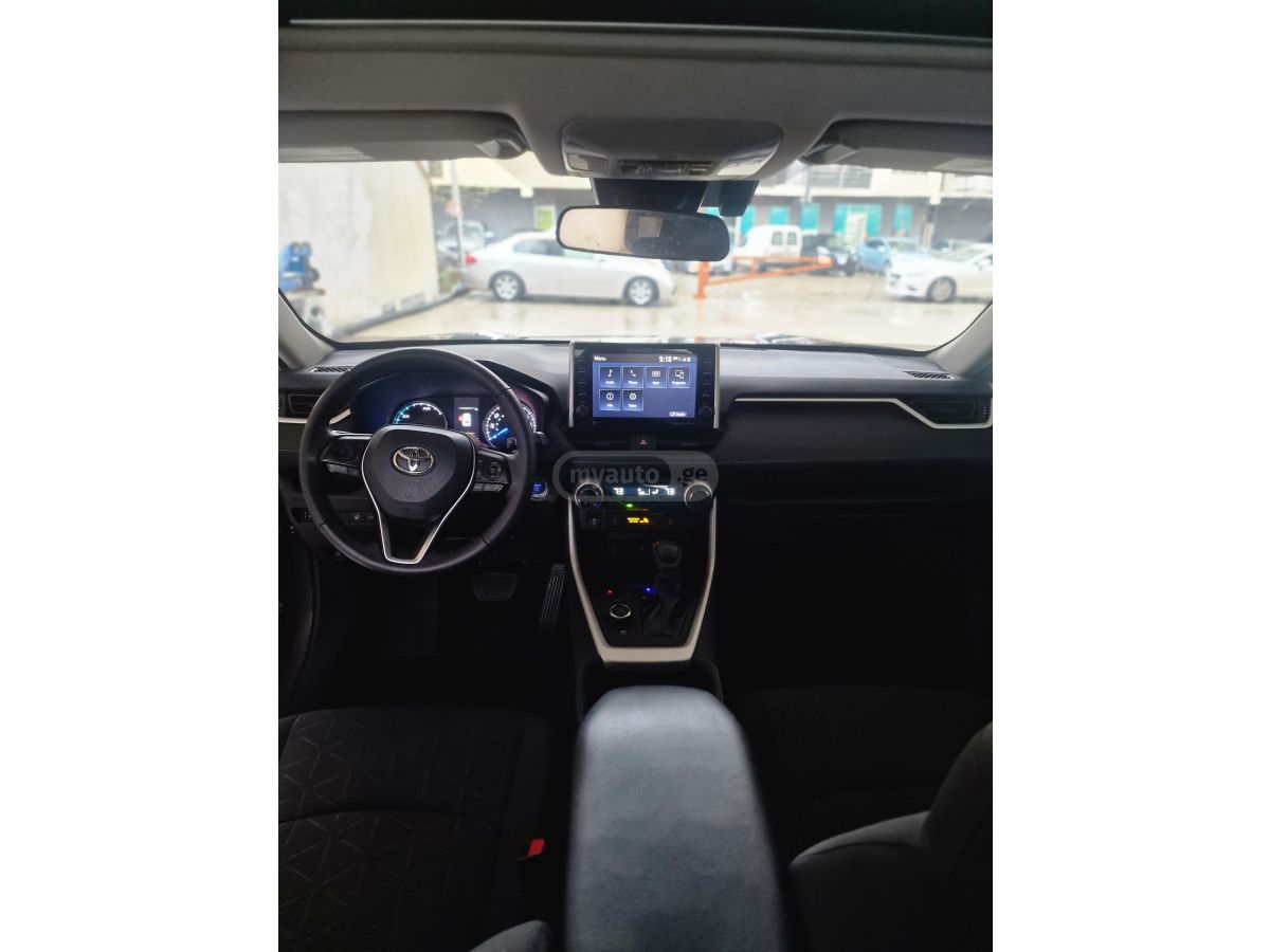 Toyota RAV 4 - фото 7