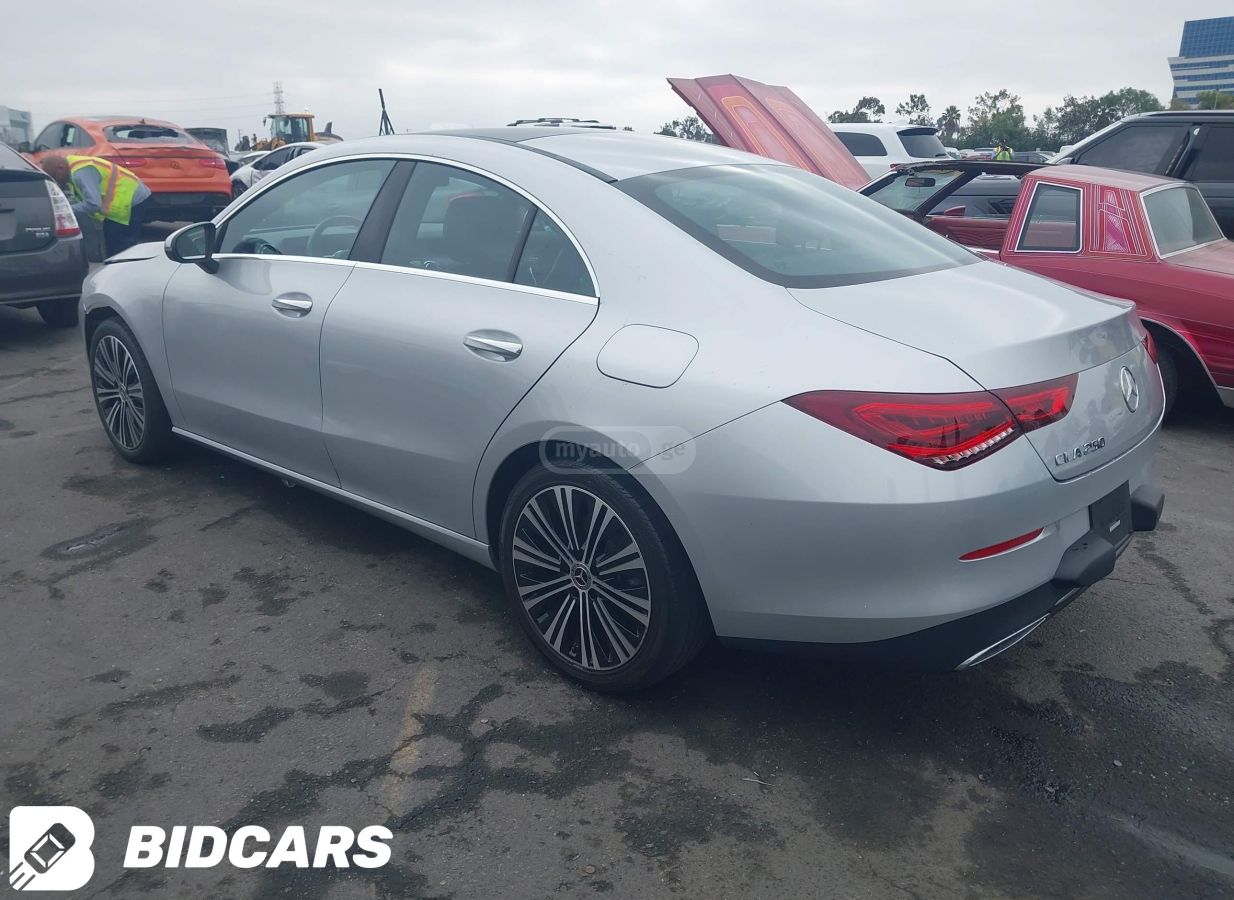 Mercedes-Benz CLA 250 2023 — миниатюра 3