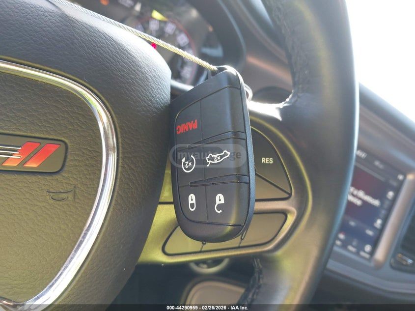 Dodge Challenger 2023 — миниатюра 10