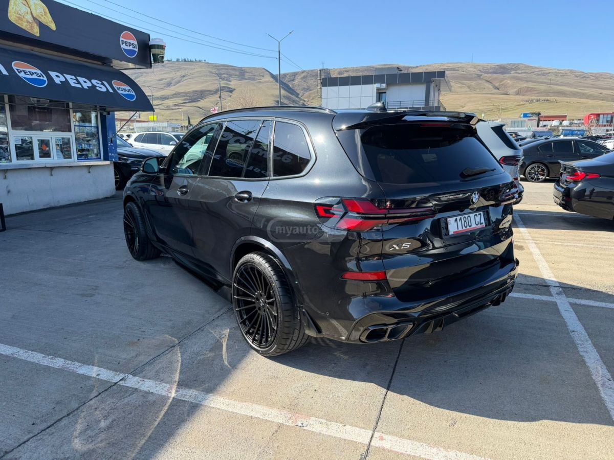 BMW X5 - фото 2