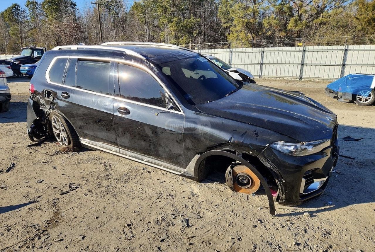 BMW X7 - фото 5
