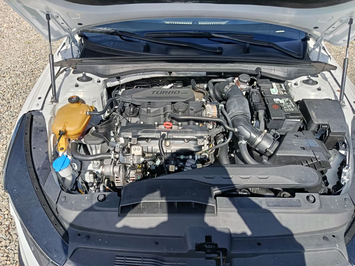 Kia K5 - фото 11
