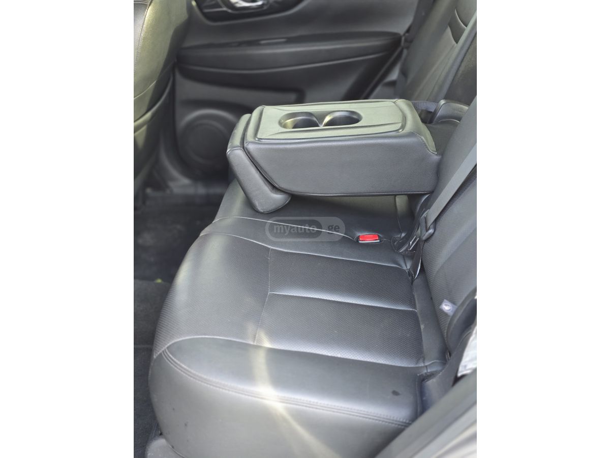Nissan Rogue - фото 10