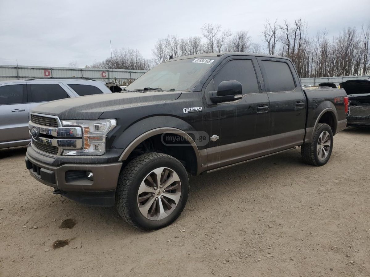 Ford F150 - фото 1