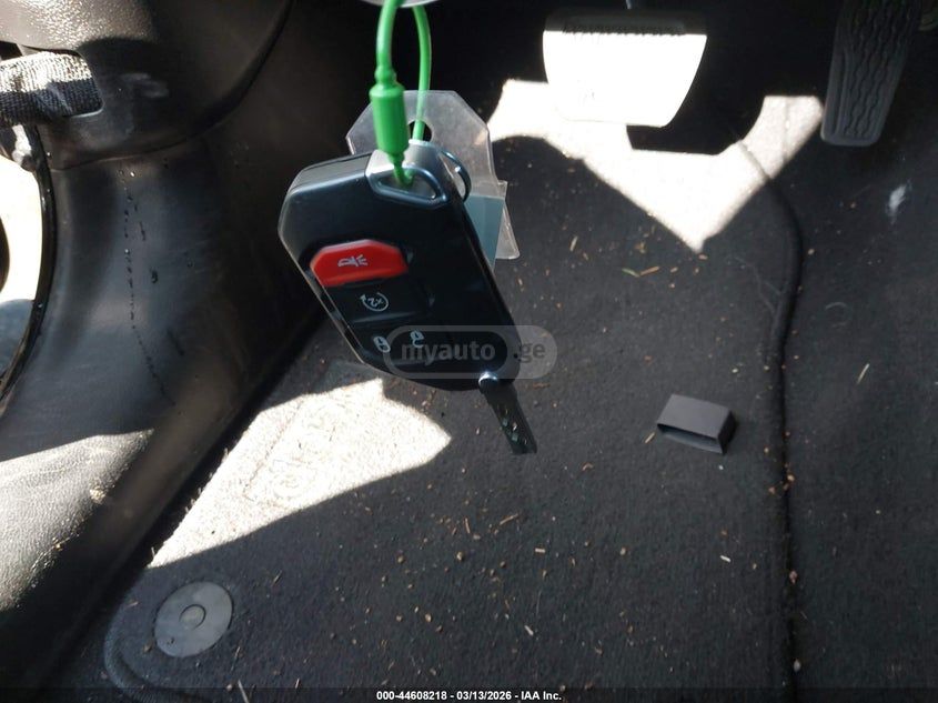 Jeep Wrangler 2025 — миниатюра 10