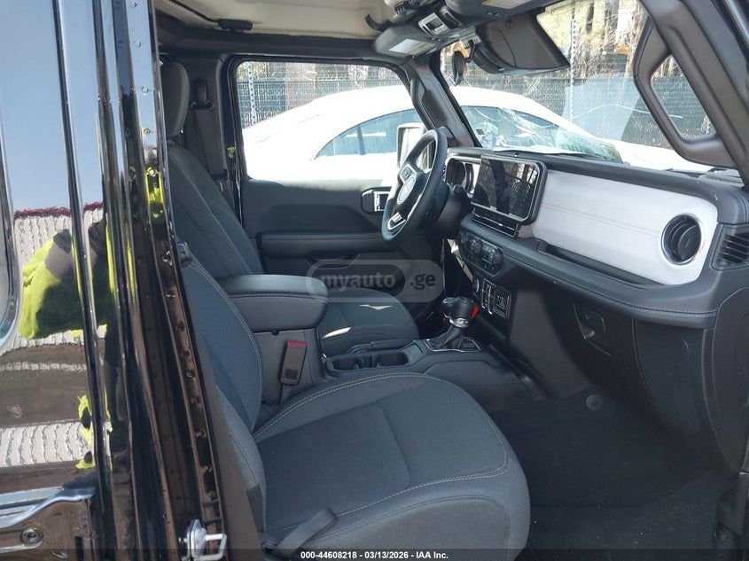 Jeep Wrangler 2025 — миниатюра 5