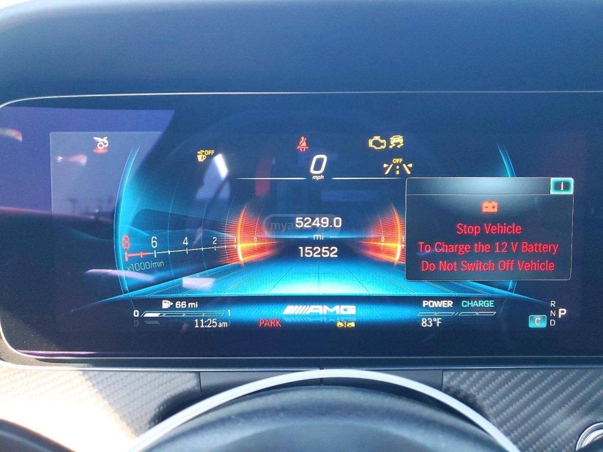 Mercedes-Benz AMG GT 2024 — миниатюра 9