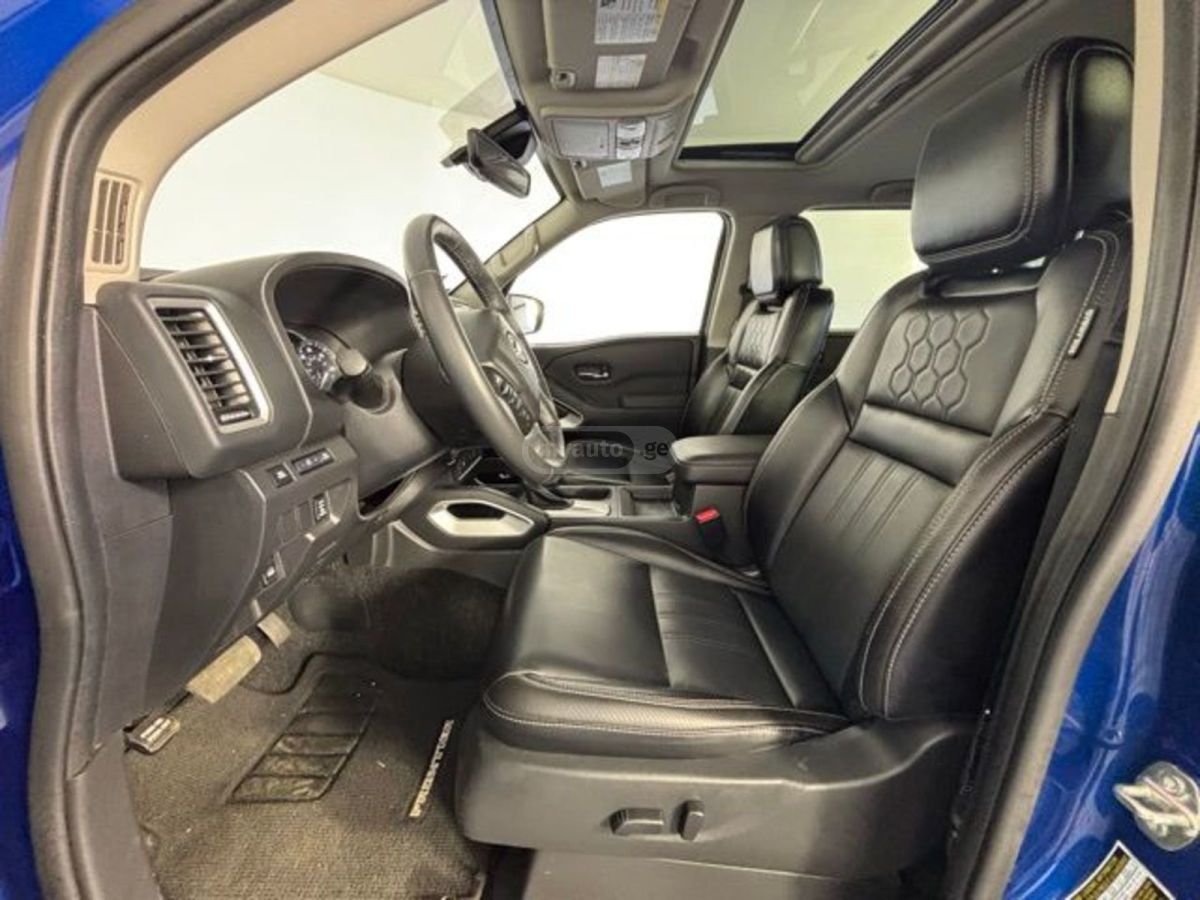 Nissan Frontier 2024 — миниатюра 9