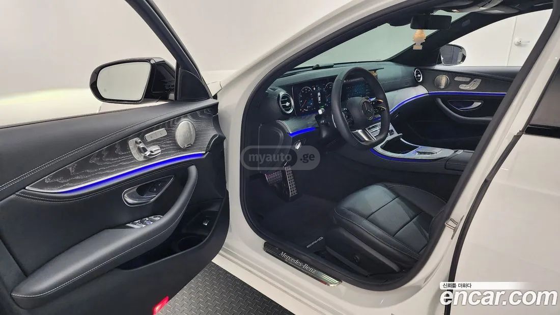 Mercedes-Benz E53 AMG 2023 — миниатюра 10