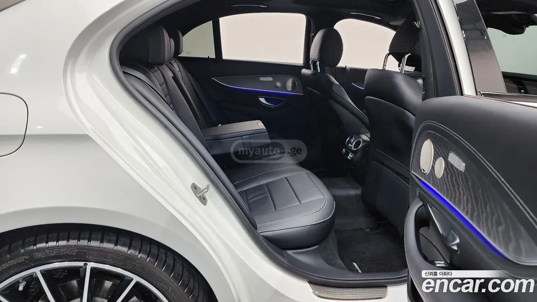 Mercedes-Benz E53 AMG 2023 — миниатюра 12