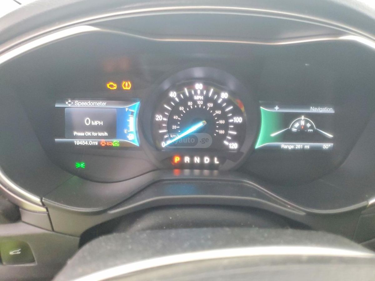 Ford Fusion - фото 9