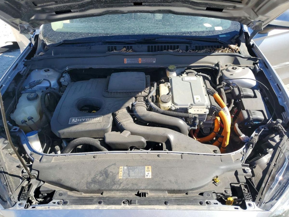 Ford Fusion - фото 11