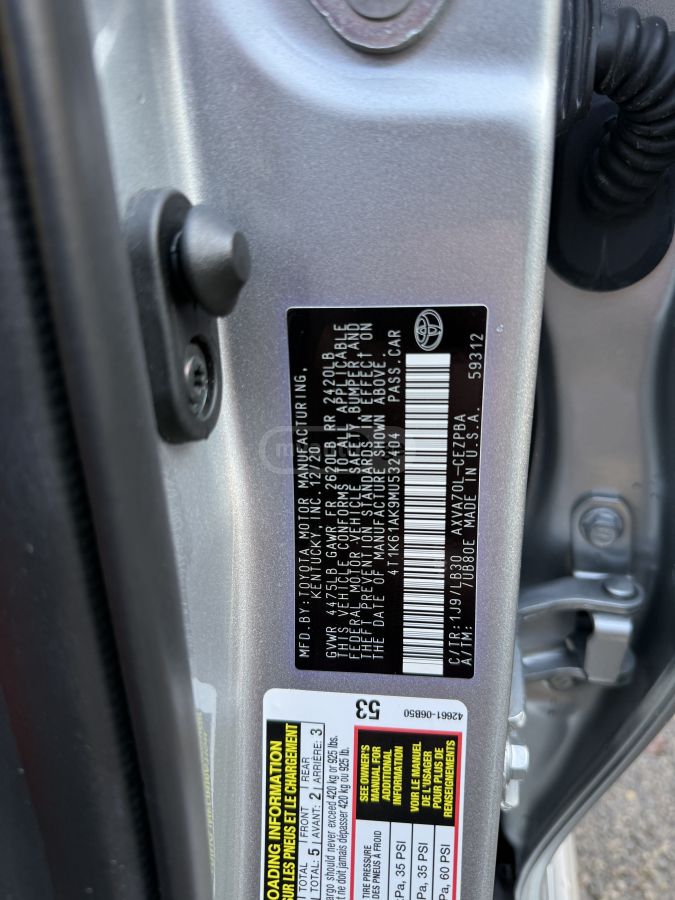 Toyota XSE 4dr Front-Wheel Drive Seda — миниатюра 10