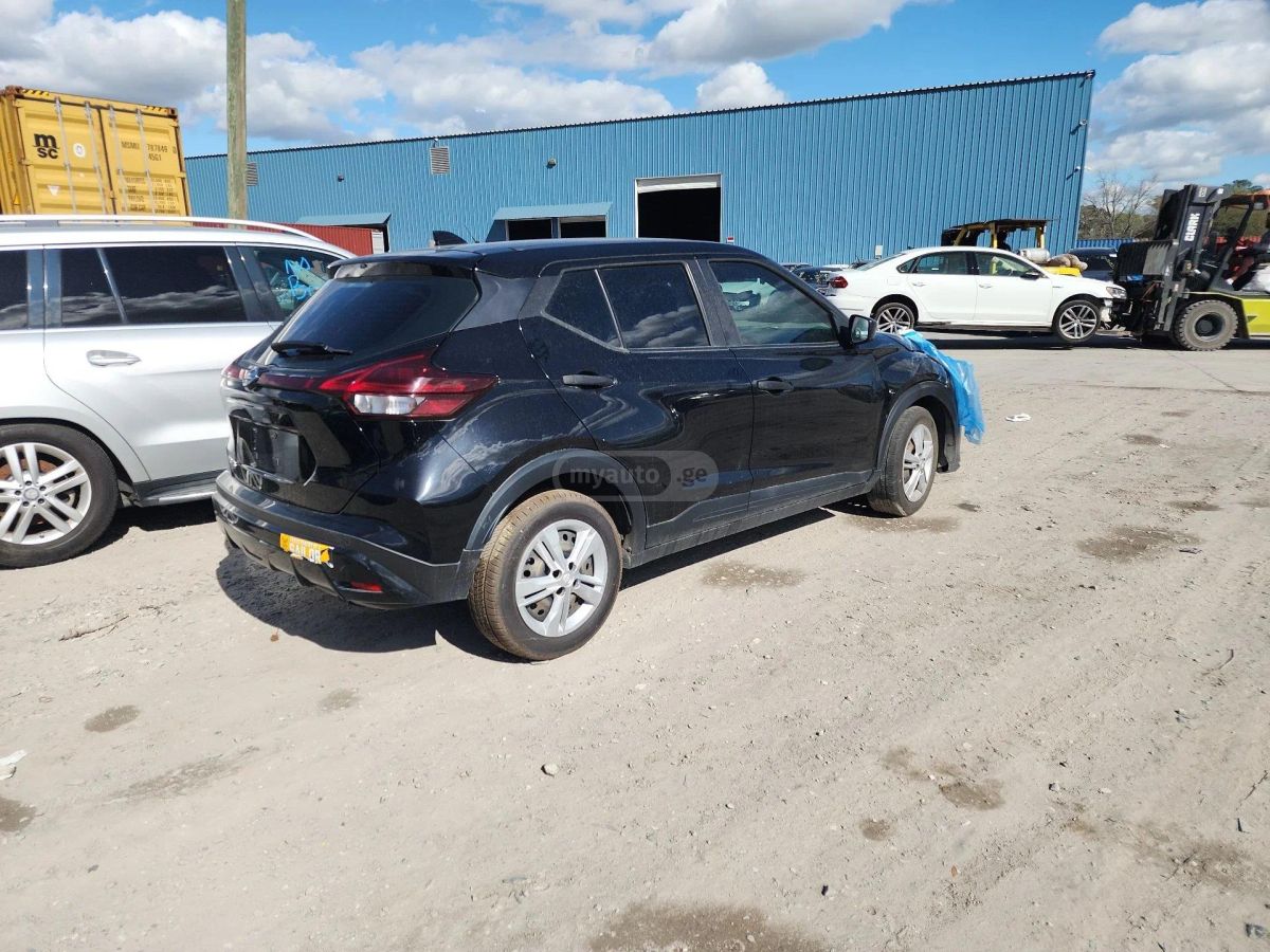 Nissan Kicks - фото 15