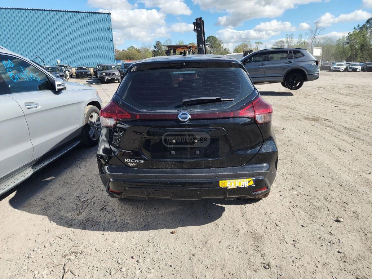 Nissan Kicks - фото 3