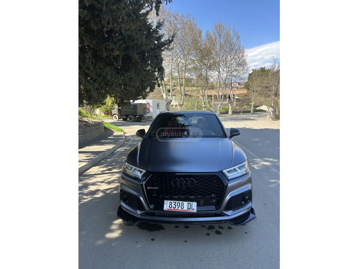 Audi SQ5 - фото 2