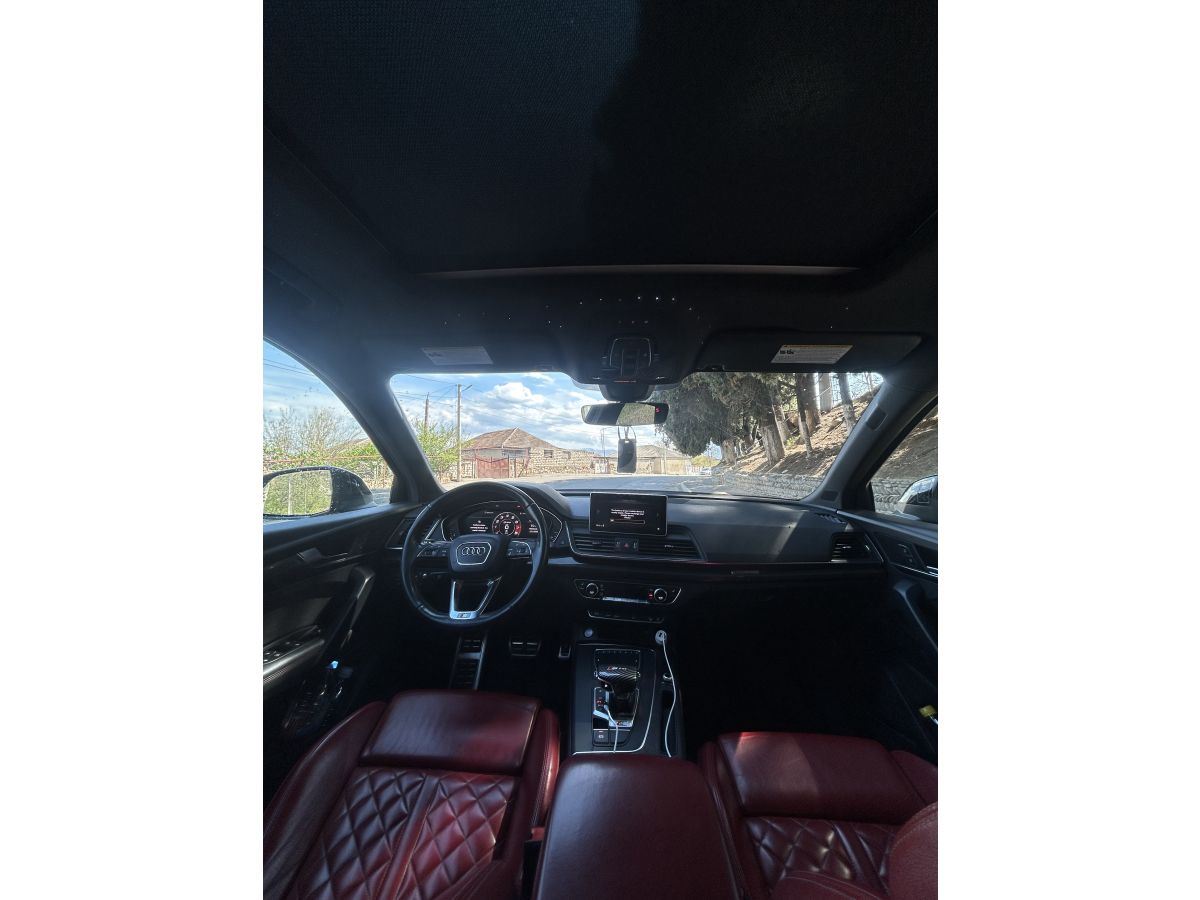 Audi SQ5 - фото 7