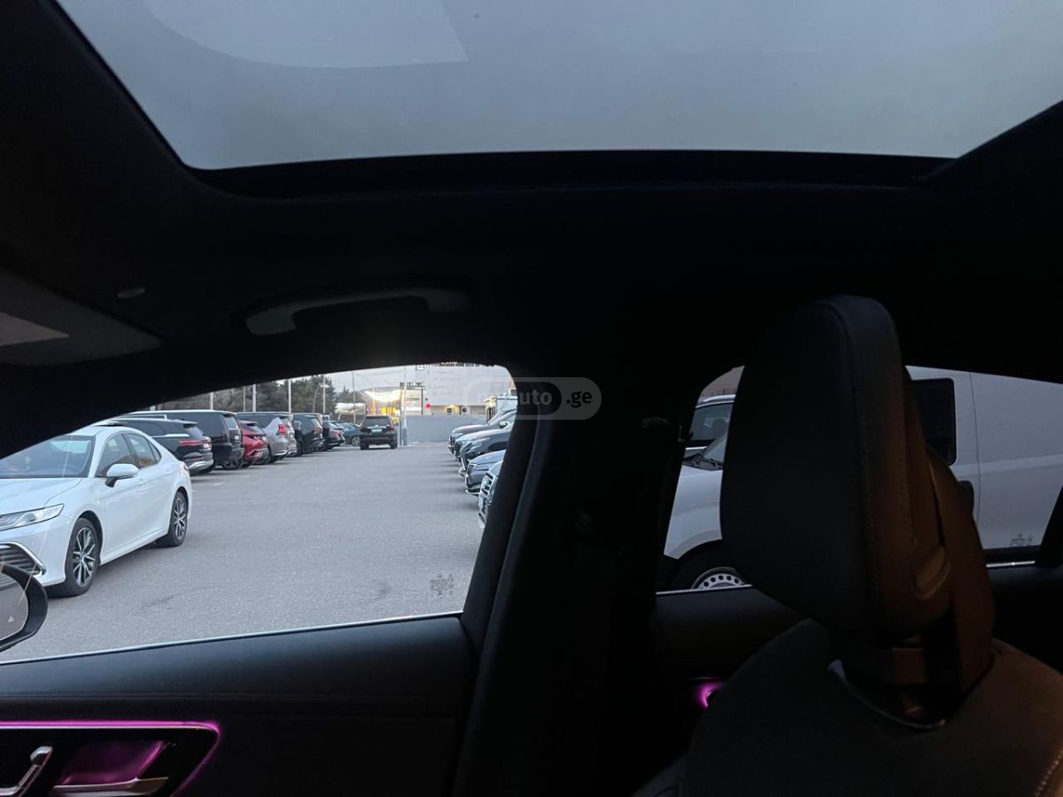 Mercedes-Benz GLC 220 - фото 8