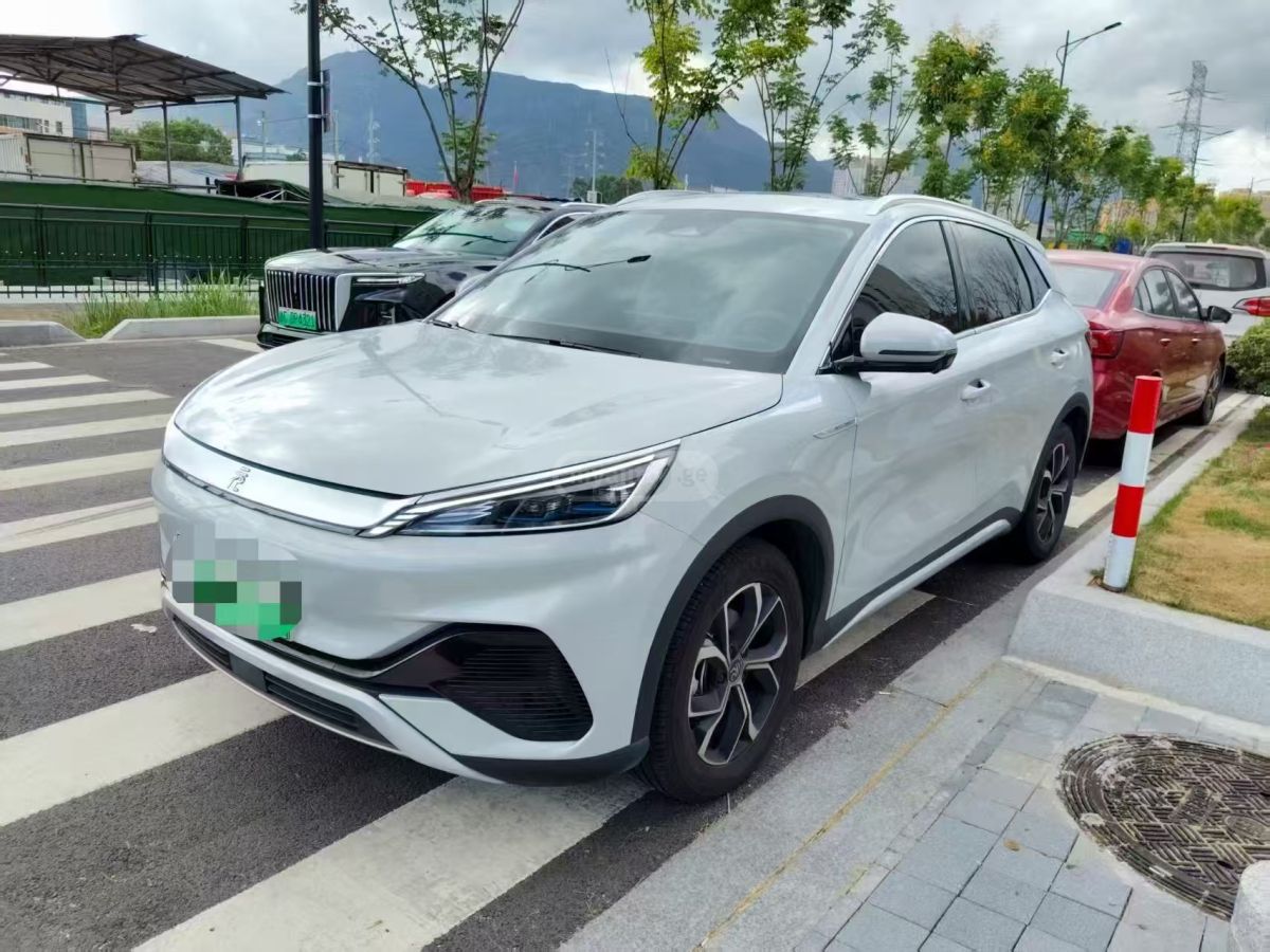 BYD Yuan - фото 1