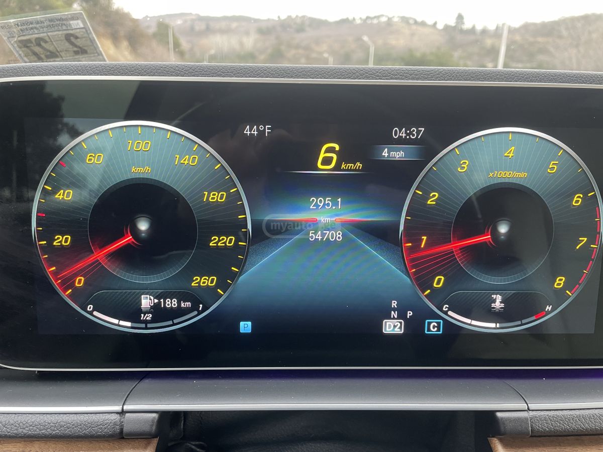 Mercedes-Benz 4 Matic — миниатюра 7