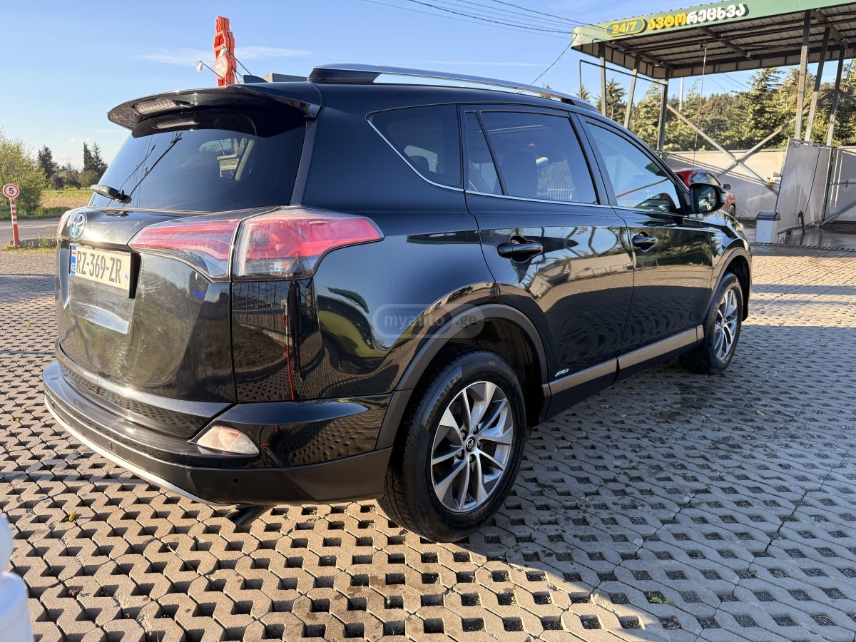 Toyota Rav 4 - фото 11
