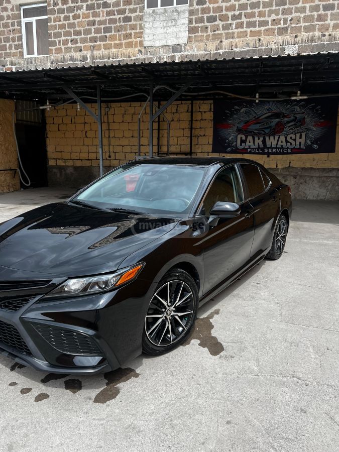 Toyota Camry - фото 5