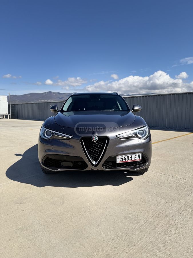 Alfa Romeo Stelvio - фото 5