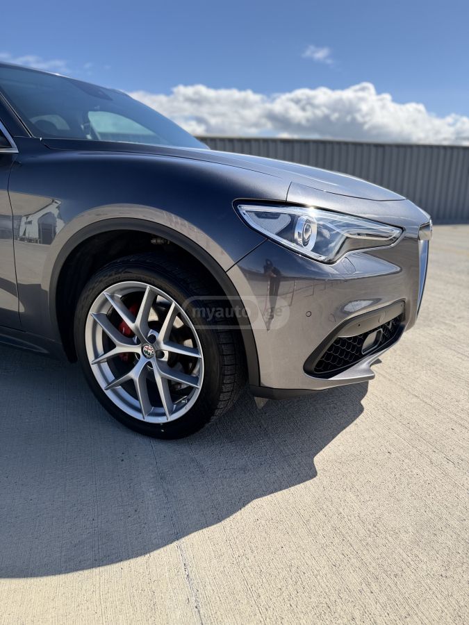Alfa Romeo Stelvio - фото 8