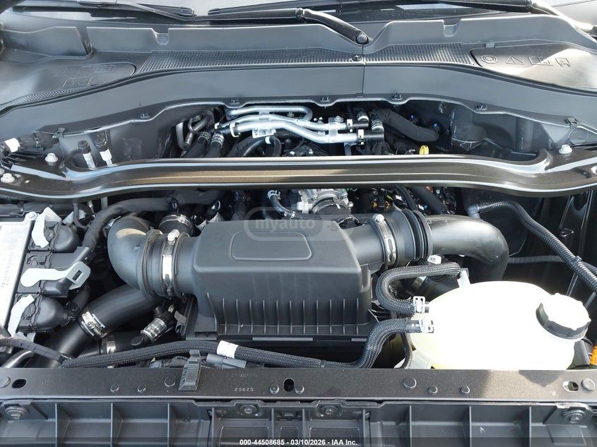 Ford Explorer ST 2025 — миниатюра 10