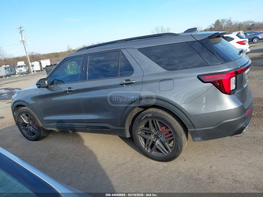 Ford Explorer ST 2025 — миниатюра 12