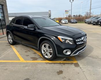 Mercedes-BenzGLA 250