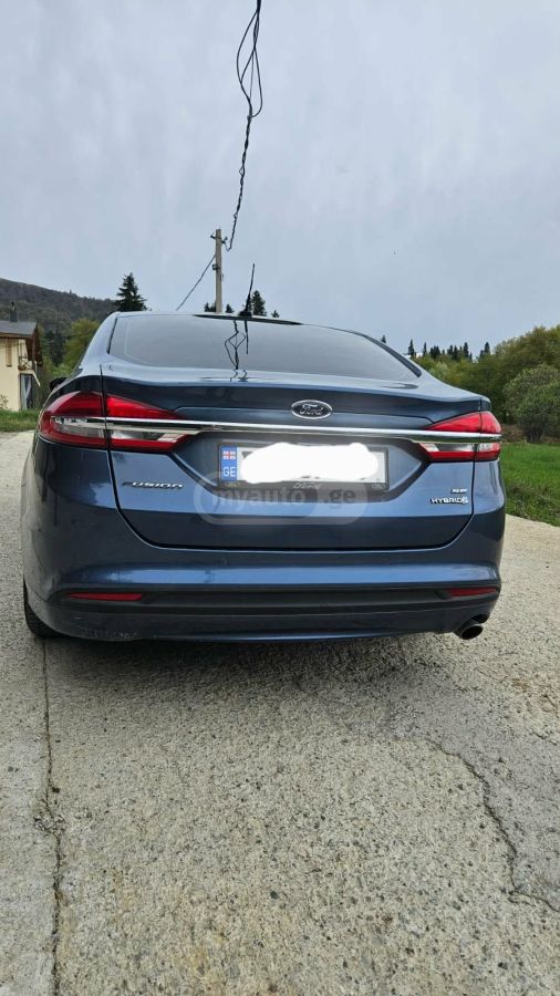 Ford Fusion - фото 3