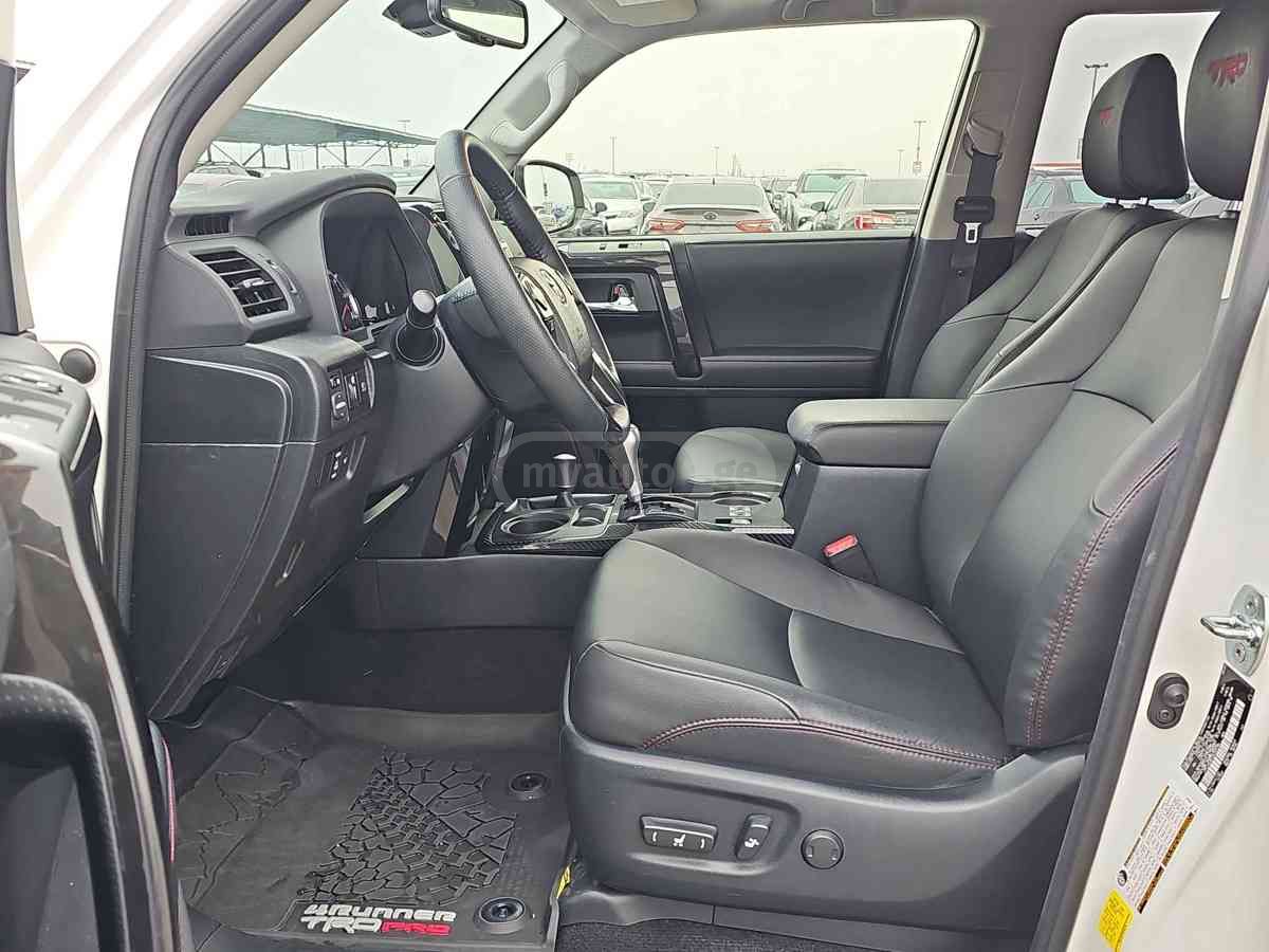 Toyota Toyota 4runner — миниатюра 9