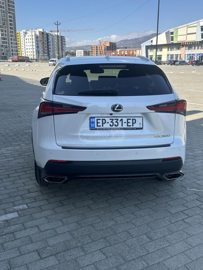 Lexus NX 300 - фото 3