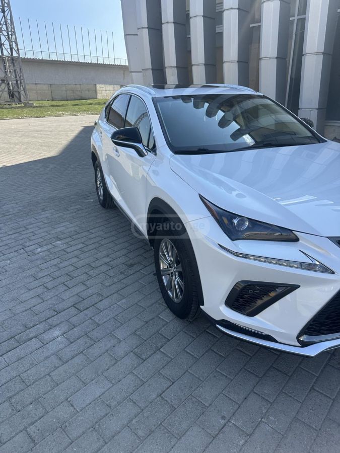 Lexus NX 300 - фото 4