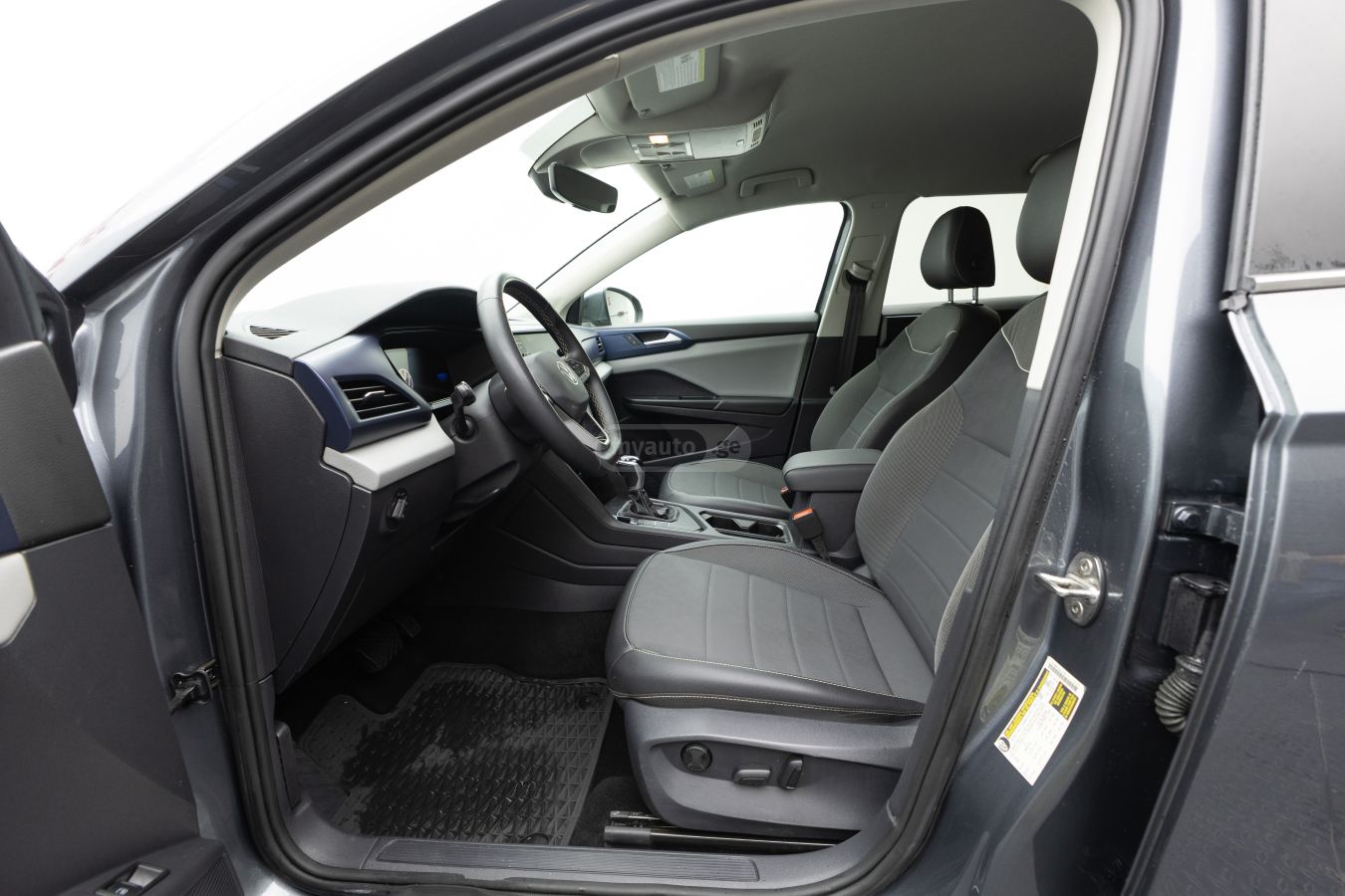 Volkswagen Taos - фото 10