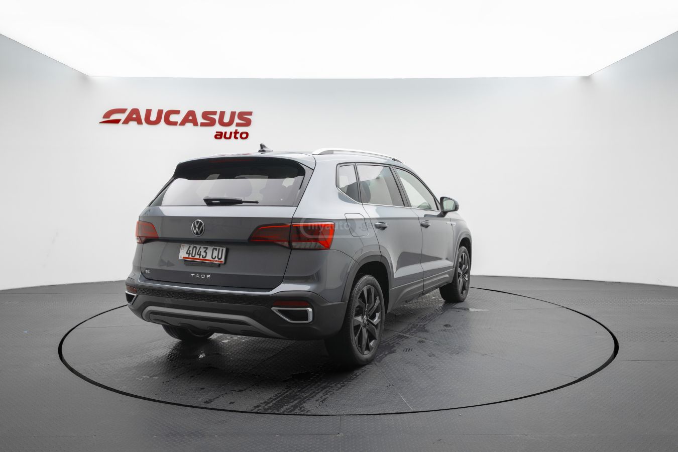 Volkswagen Taos - фото 4