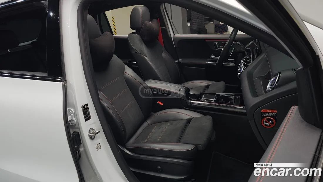 Mercedes-Benz GLA 45 AMG - фото 10