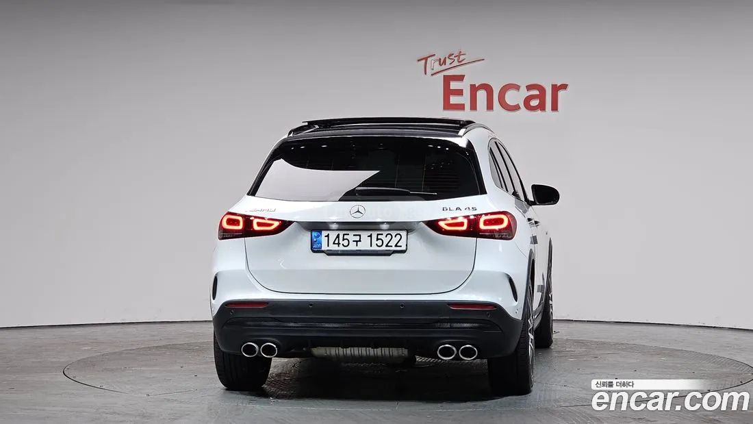 Mercedes-Benz GLA 45 AMG - фото 4