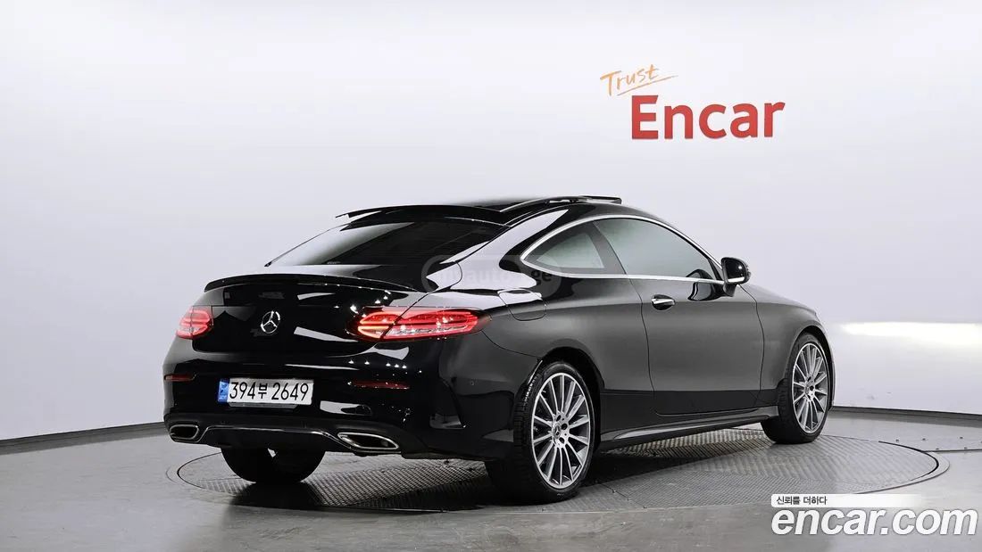 Mercedes-Benz C 63 AMG - фото 2