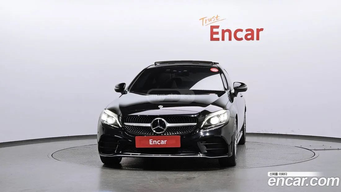 Mercedes-Benz C 63 AMG - фото 3