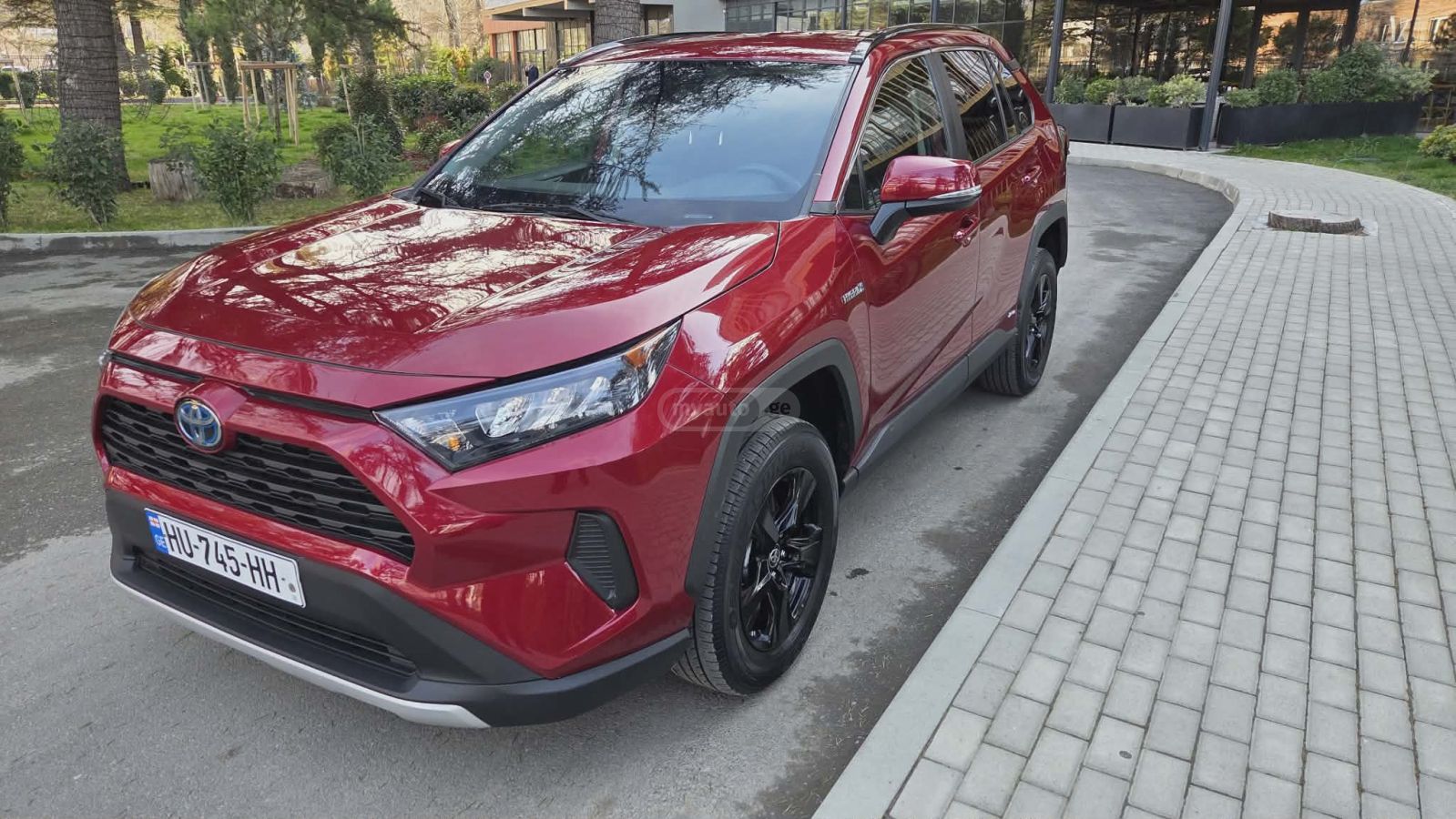 Toyota LE 4dr All-Wheel Drive Automat — миниатюра 3