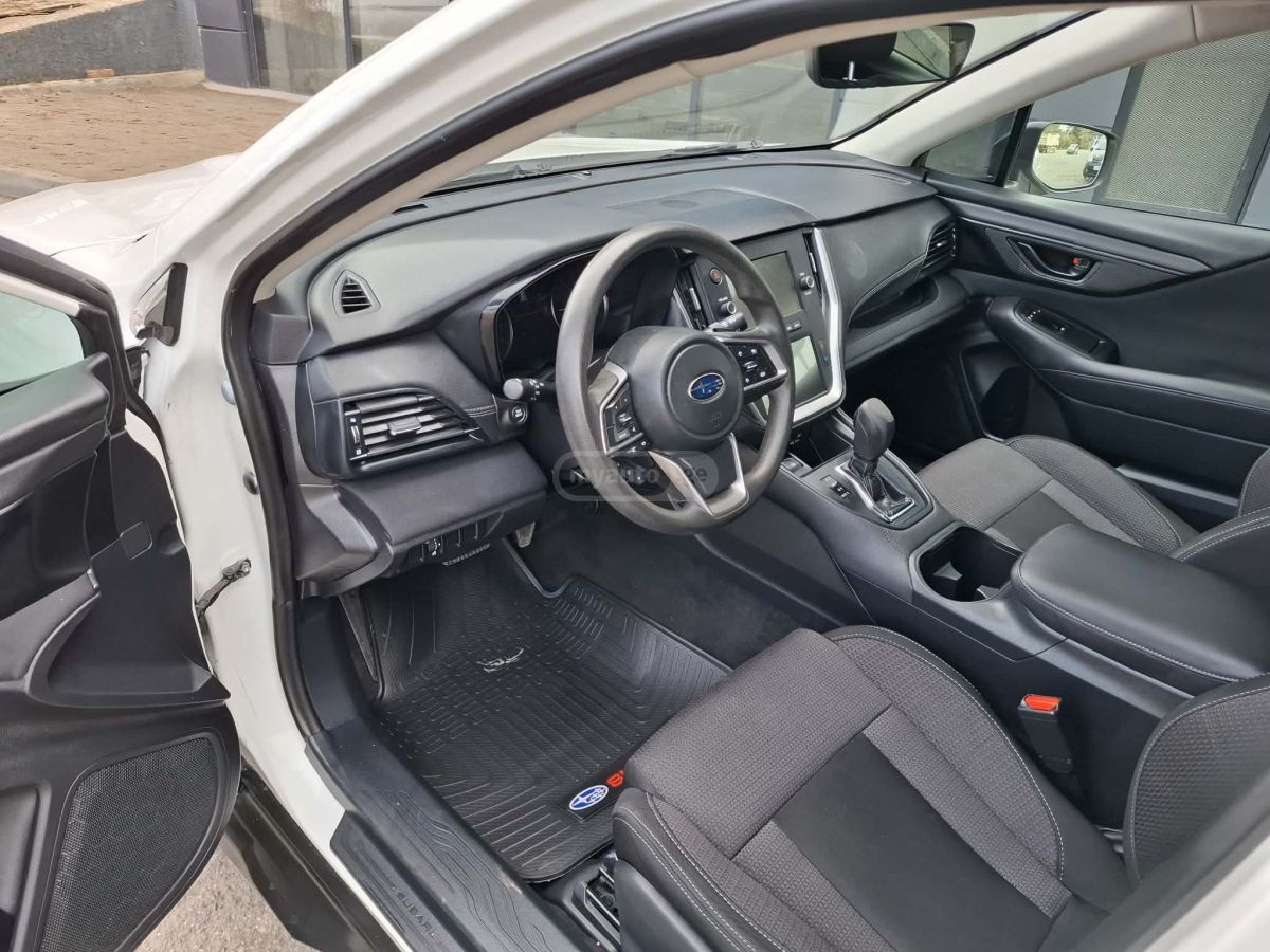 Subaru Outback - фото 10