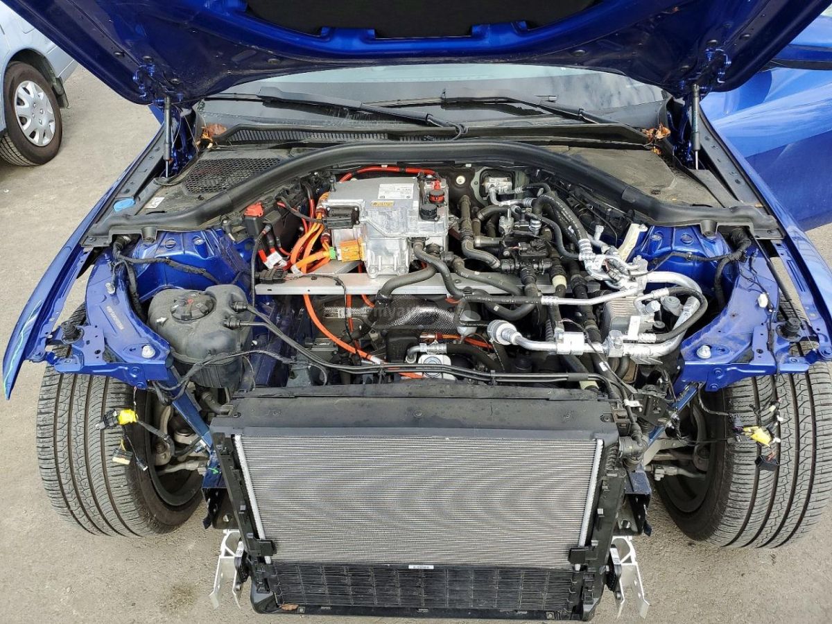 BMW i4 - фото 11