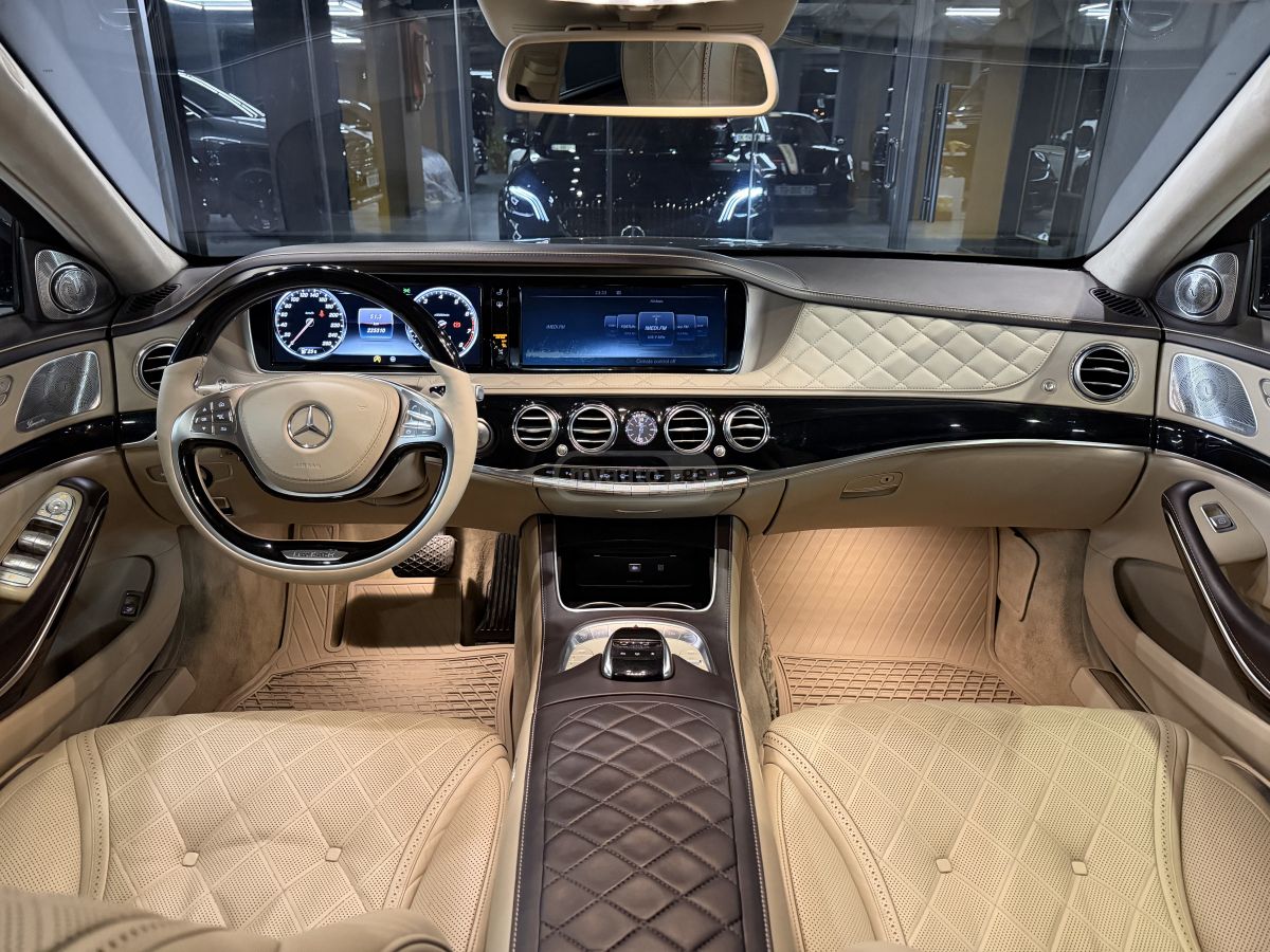 Maybach Pullman - фото 11