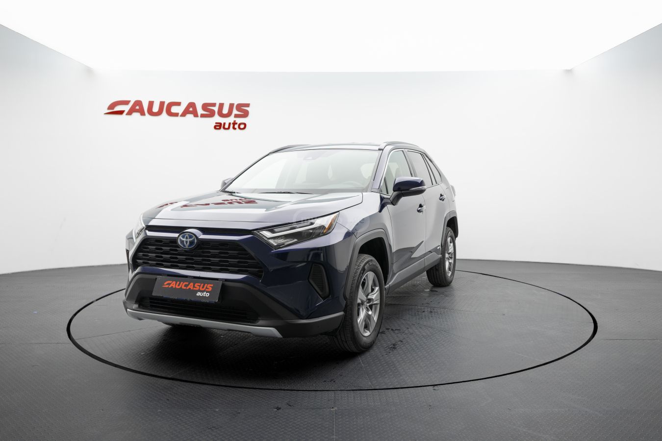 Toyota RAV 4 - фото 1