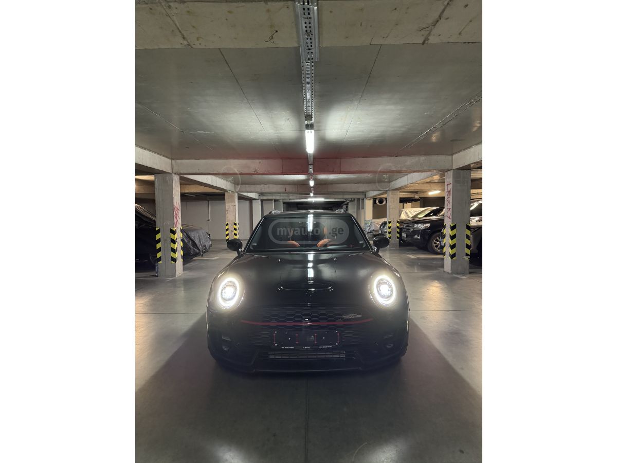 MINI Clubman JCW ALL4 2023 — миниатюра 1