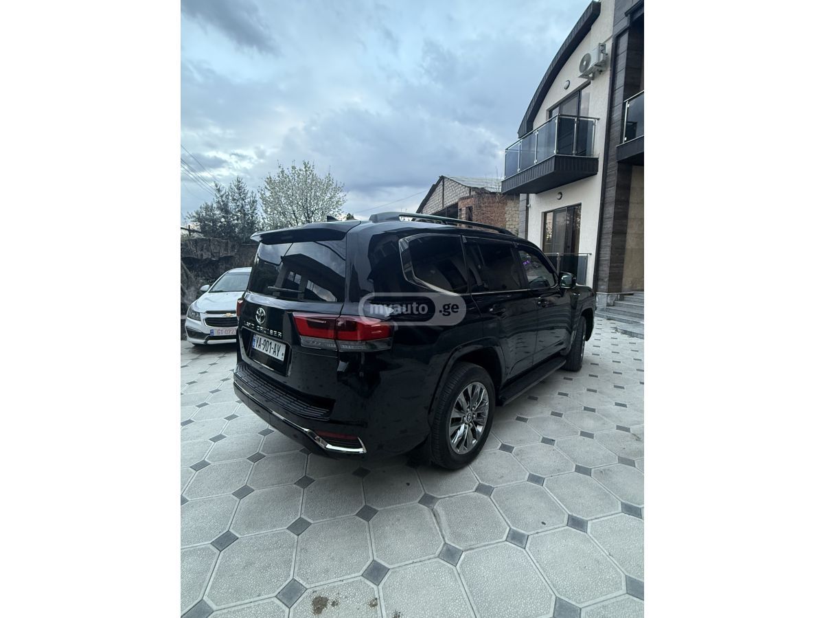 Toyota Land Cruiser - фото 3